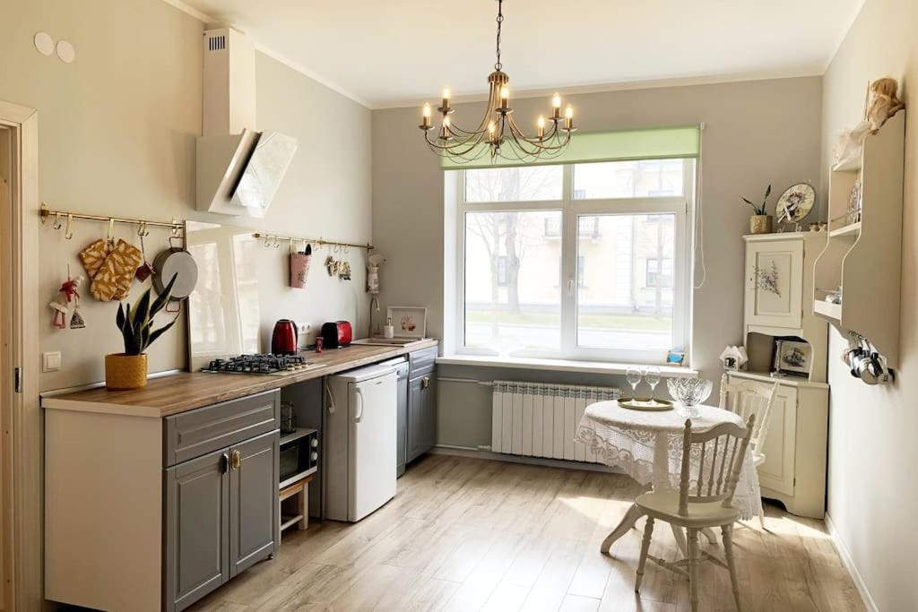 Cozy Apartment In A Historical Town Sillamäe Eksteriør billede